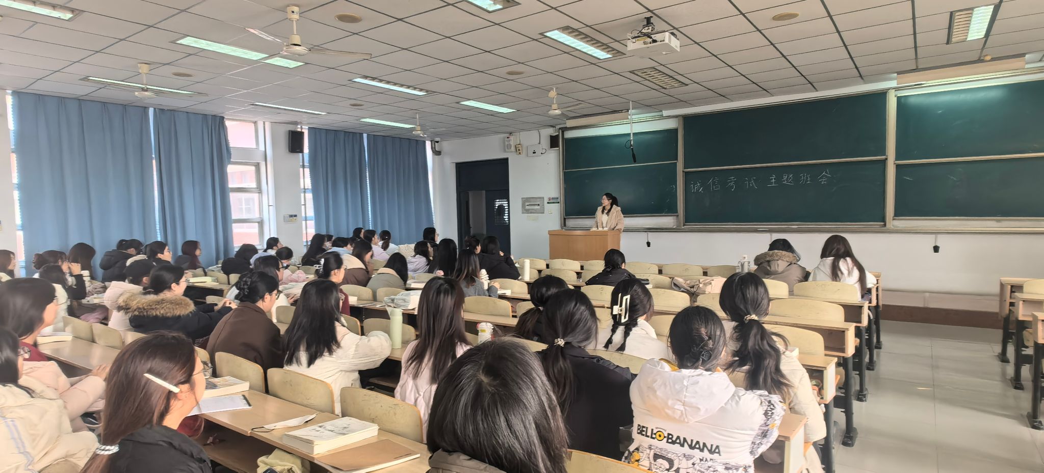 b073d2c8eded3a0d954d64ce34158b92